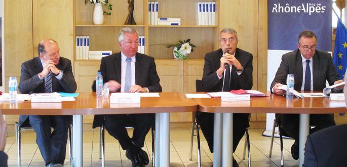 Quatre priorités régionales pour le Genevois français Quatre priorités régionales pour le Genevois français