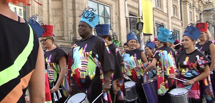 Découvrez le teaser du film sur la Biennale de la danse 2014 Découvrez le teaser du film sur la Biennale de la danse 2014