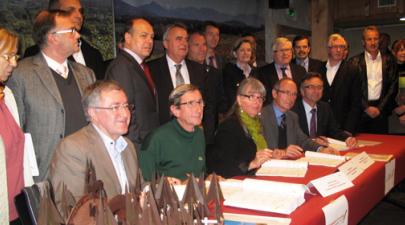 la signature des premiers contrats corridors le 12 novembre 2012 à la maison du Salève