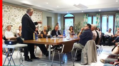 Les statuts du futur Pôle métropolitain du Genevois français validés par la Communauté de communes Arve et Salève Les statuts du futur Pôle métropolitain du Genevois français validés par la Communauté de communes Arve et Salève